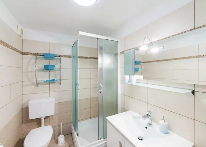 Adria Apartamento *
